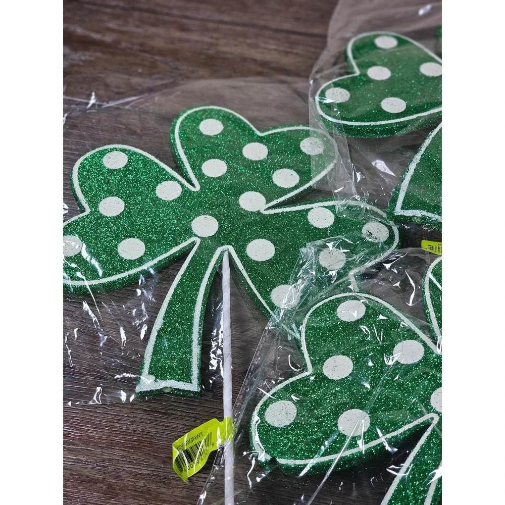 Set of 4 Green Polka Dot Clover Sprays 19